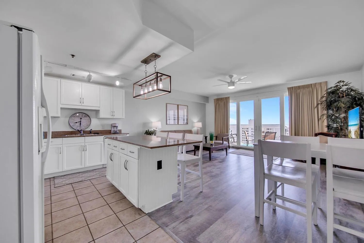 Laketown Wharf 1116 Панама-Сити
