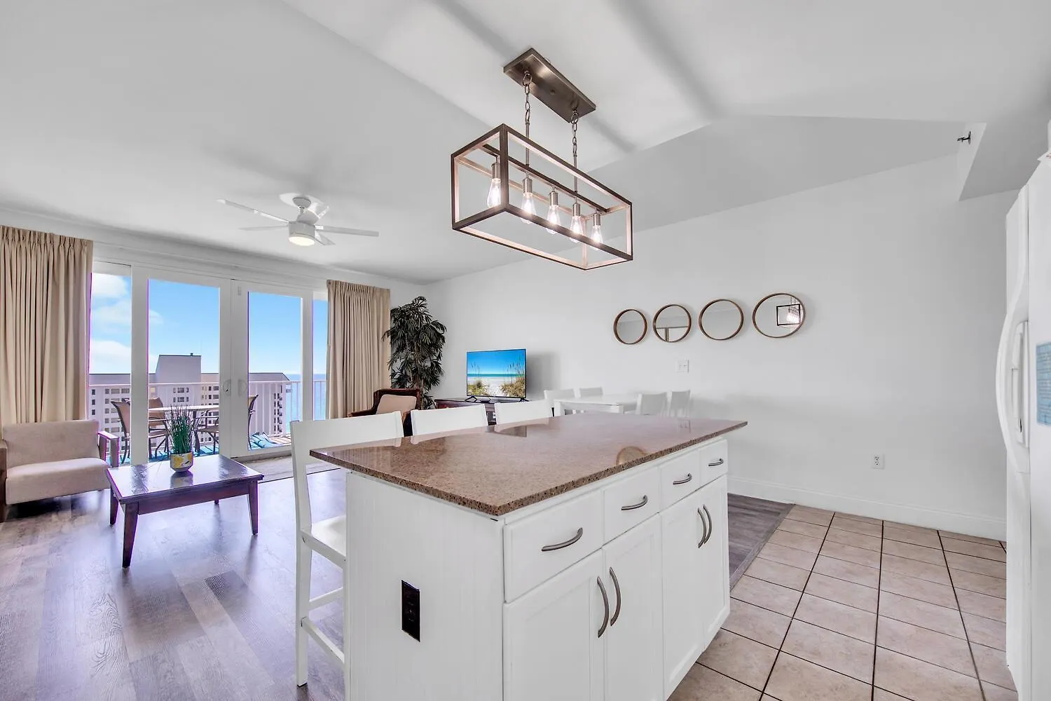 Laketown Wharf 1116 Panama City Beach Holiday home